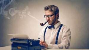 Gölge Yazar Nedir? Hayalet Yazarlık Hakkında Bilmeniz Gerekenle